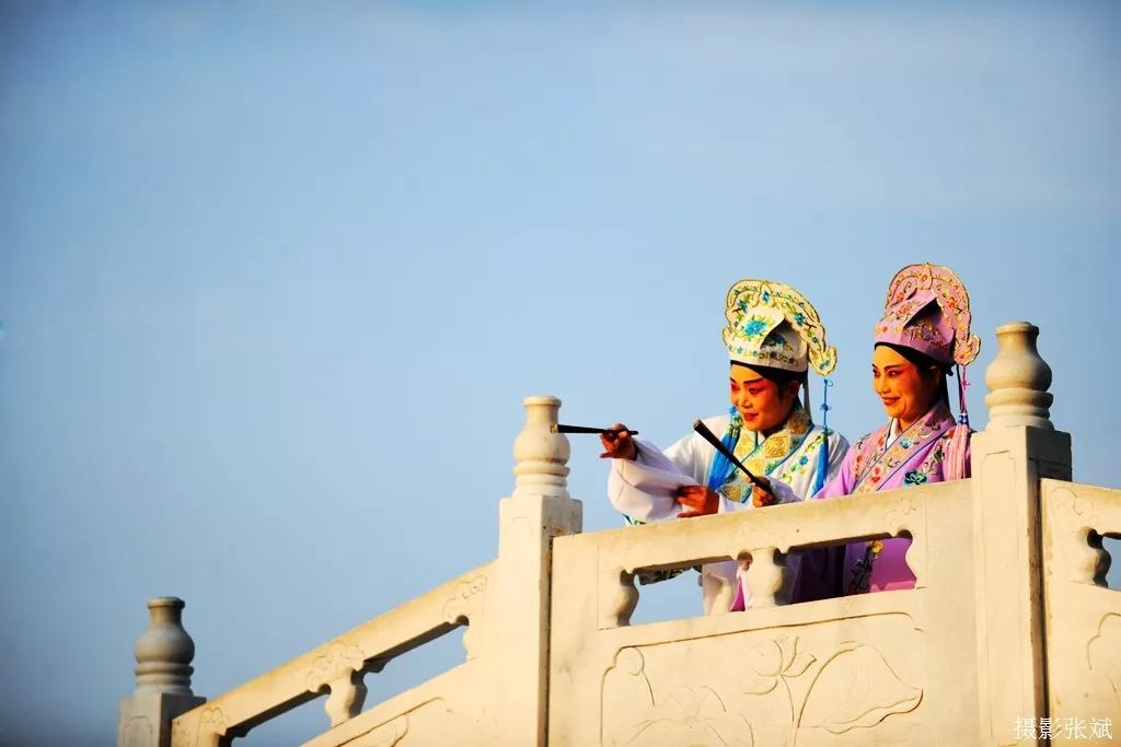 白蛇传戏曲表演